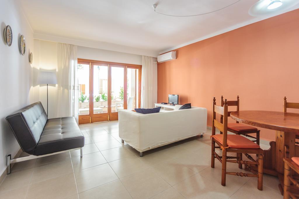 Apartamentos Obrador Colonia de Sant Jordi Phòng bức ảnh